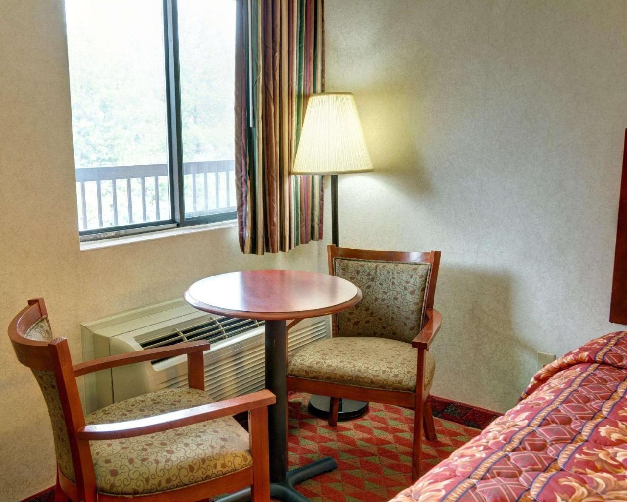 Red Carpet Inn By University Of Maryland حديقة كوليدج المظهر الخارجي الصورة